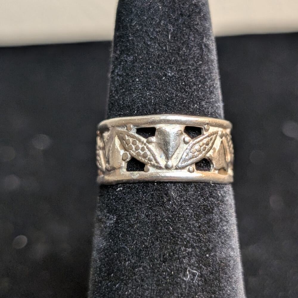 925 Sterling Silver Leaf Cut Out Ring Size 5.5